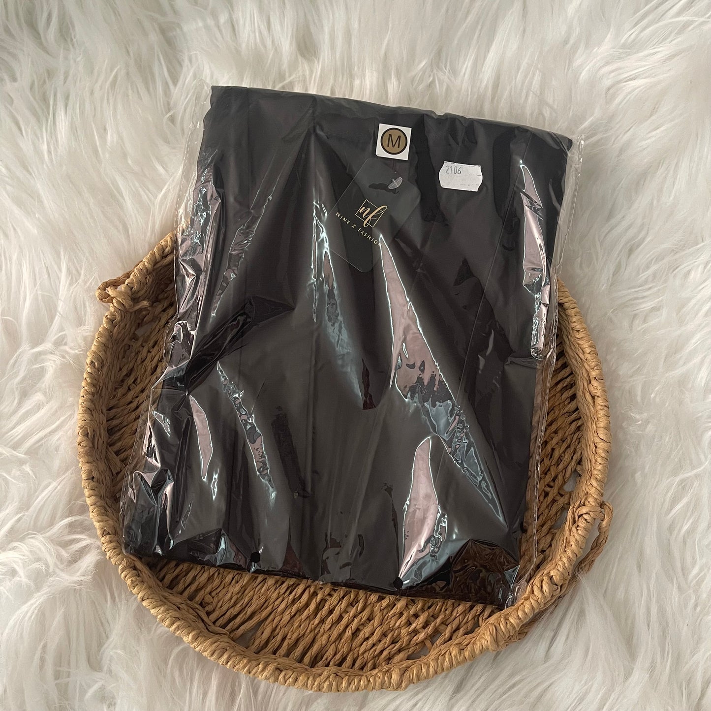Black satin robe - Medium