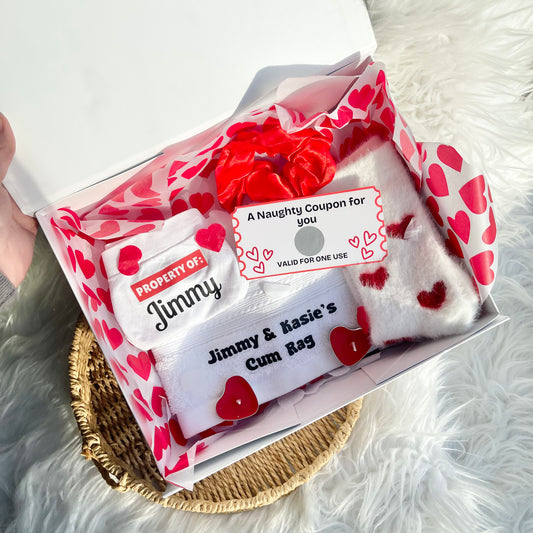 18+ Gift box for her