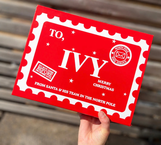 Postage stamp style - Christmas Eve Magnet Box in Red
