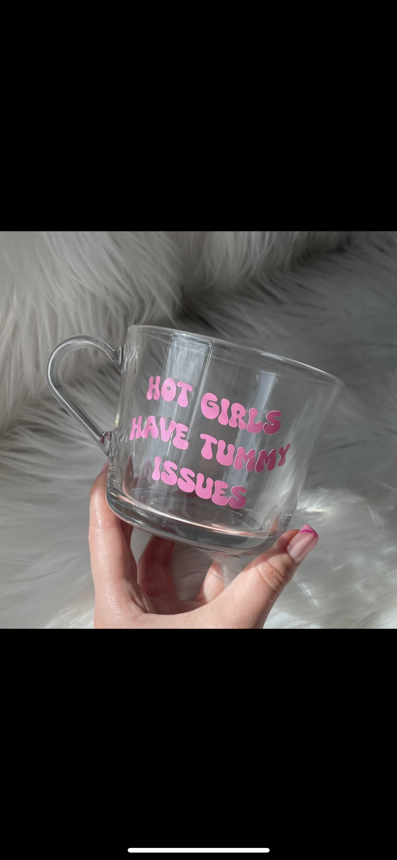 Hot girls have tummy issues mug