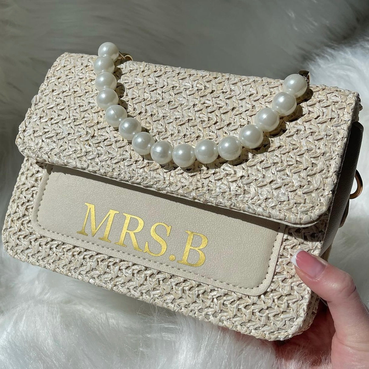 Pearl handle bag