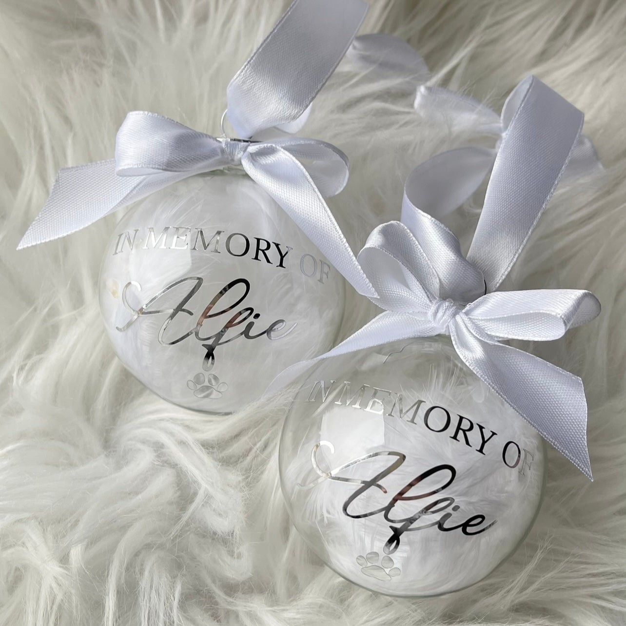 memorial bauble - Feather filled - Round